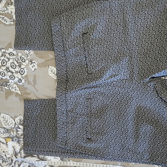 Mario Serrani Pants size 8 - Picture 3 of 5